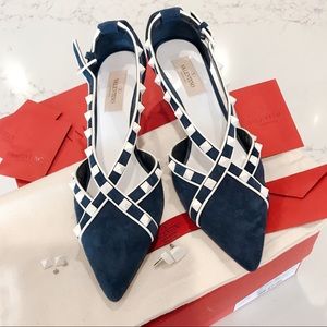 New Valentino Garavani rockstud heels size 37.5